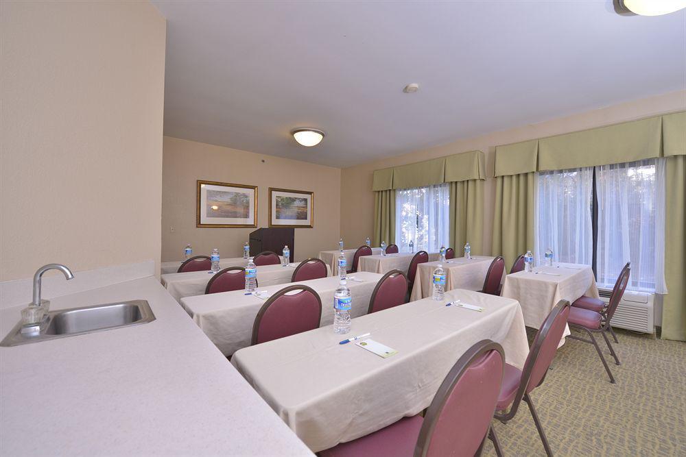 Holiday Inn Express - Lorton By Ihg Экстерьер фото